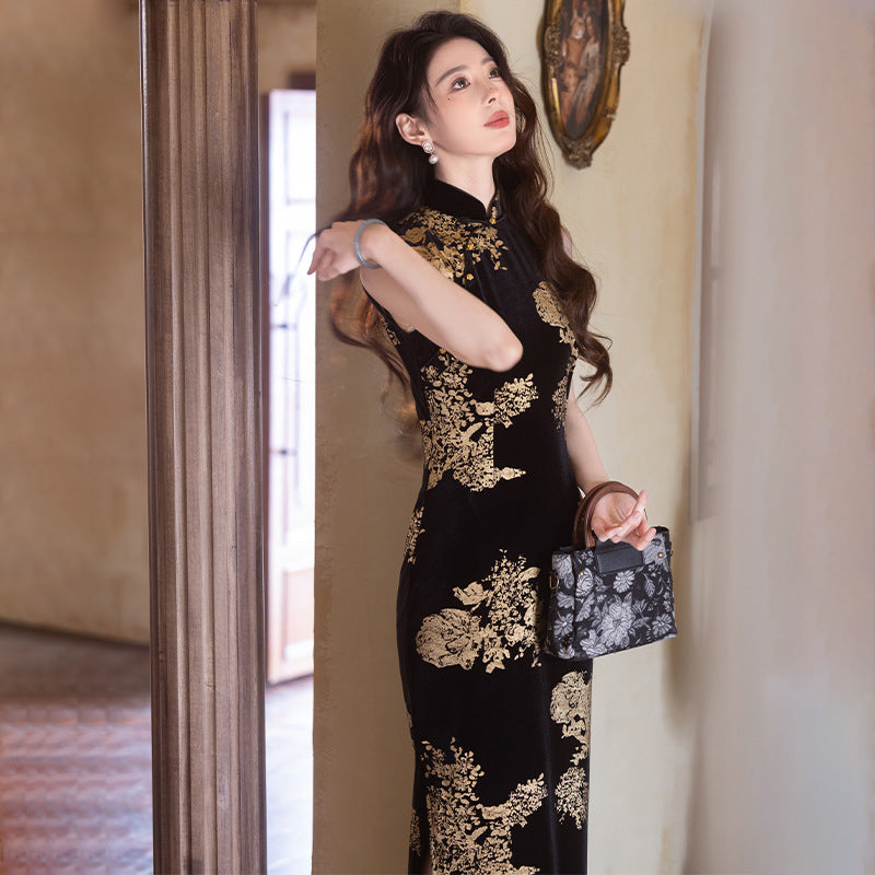 Elegant Vintage-Inspired Floral Velvet Cheongsam Slim-Fit Long Qipao