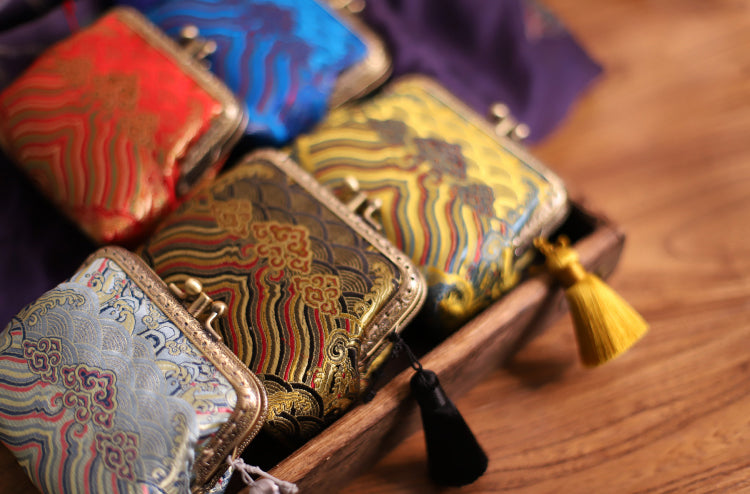 Auspicious Clouds Pattern Multi-Level Brocade Chinese Purse Wallet