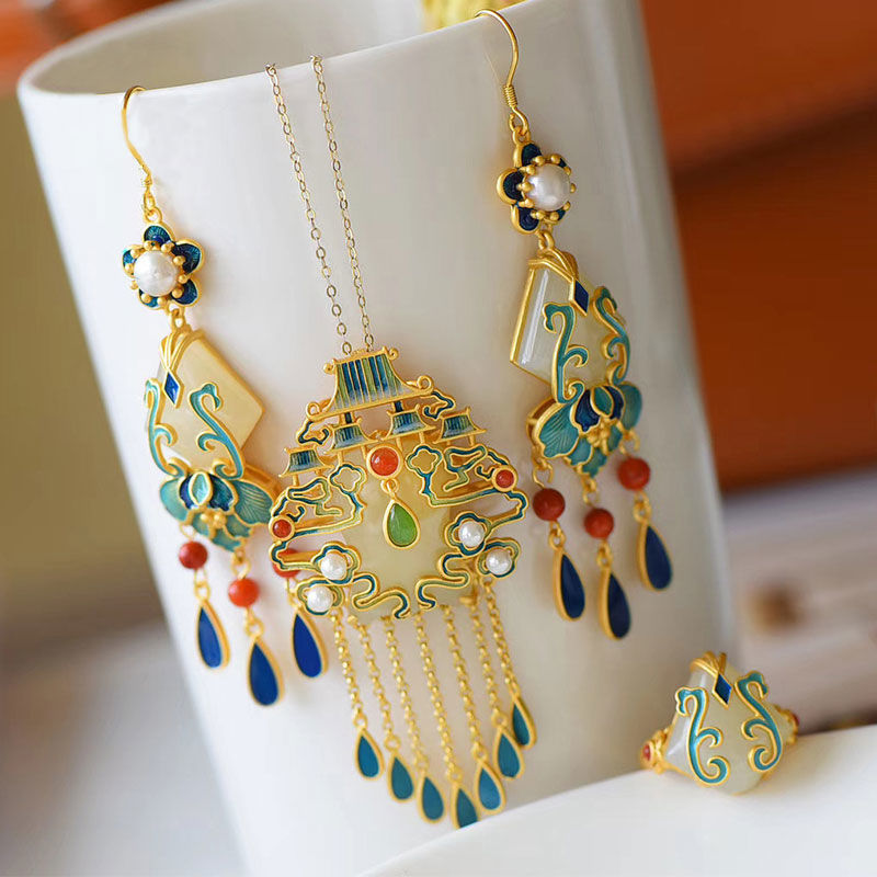 Cloisonne with Tassels Pendant Gilding Necklace