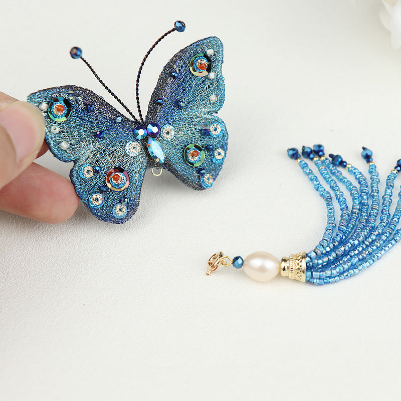 Butterfly Shape Embroidery with Tassel Gilding Brooch