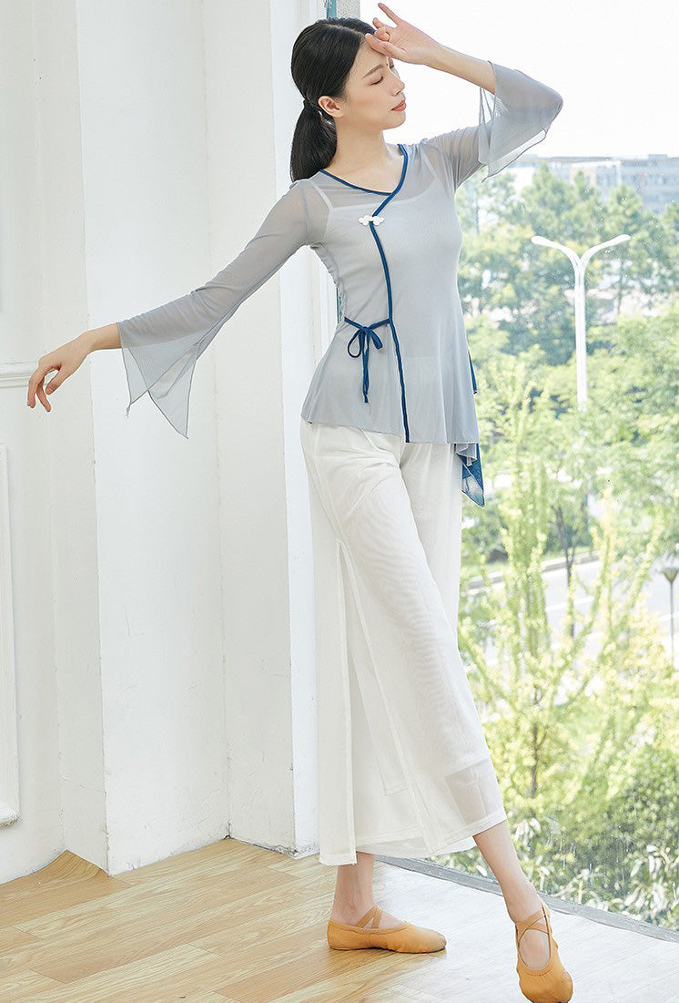 Elegant Chinese Style Classical Dance Costume Yoga Wear with Trumpet Sleeves