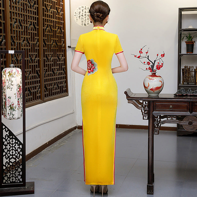 Elegant Velvet Floral Embroidery Cheongsam Dress Short Sleeve Plus Size