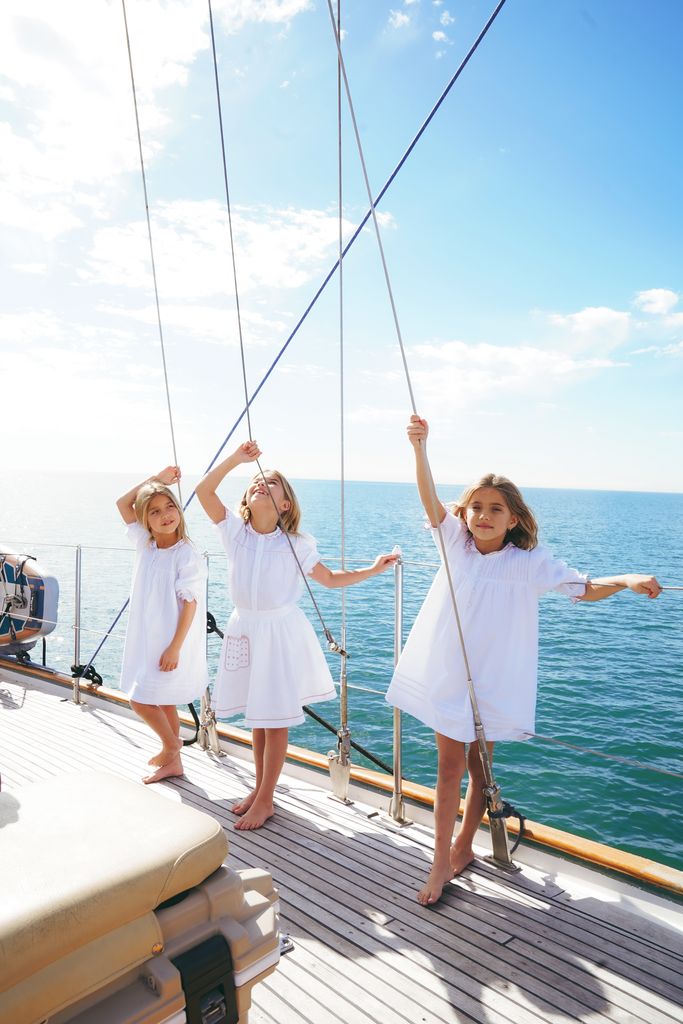 Calla Lili Scallop linen dress