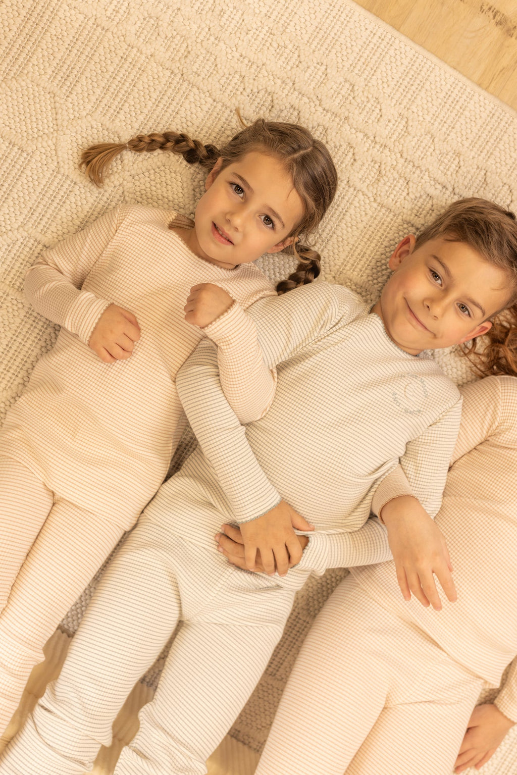 Bee & Dee To the moon fog pajamas